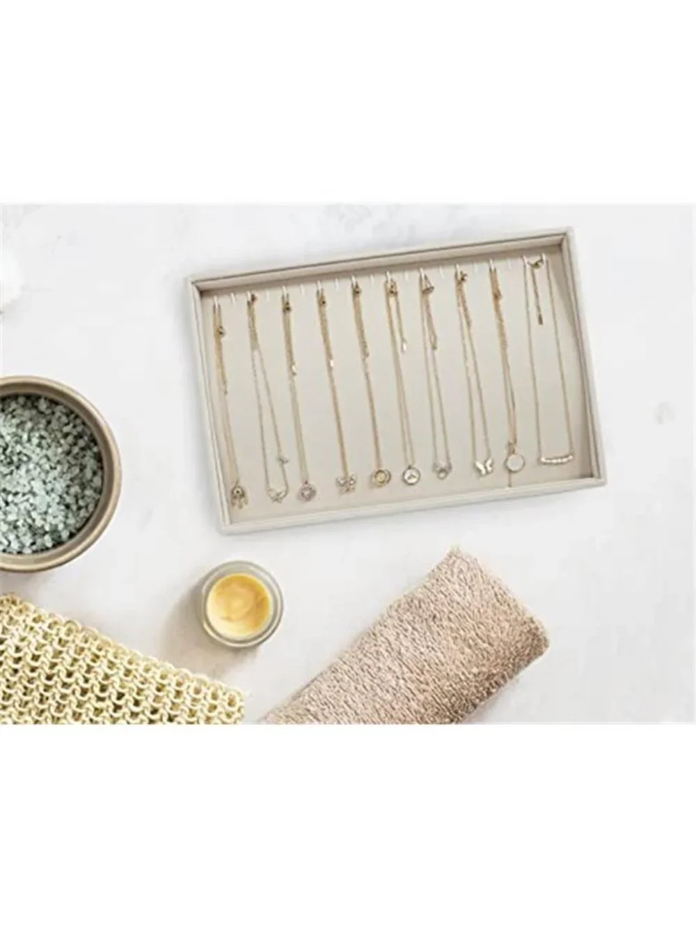 20 Hooks Velvet Necklace Organizer Tray, 13.8